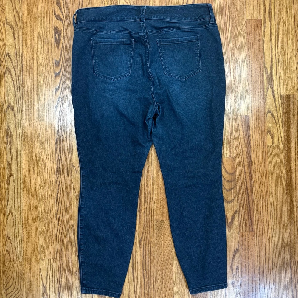 Torrid Super Soft Jegging High-Rise Skinny Jean - Picture 7 of 16